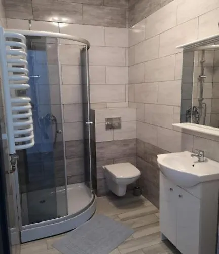 B&B Neptun 우스트 노리 모르스키